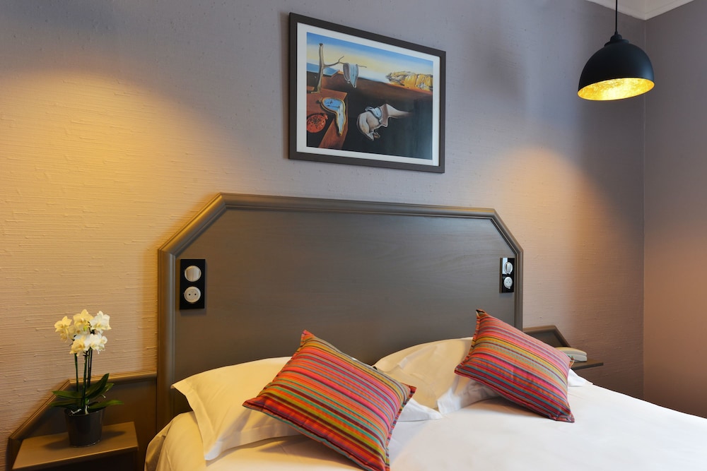 Double Room Single Use, Non Smoking, Private Bathroom photo 2