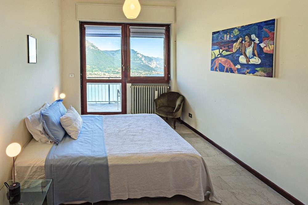 Villa (6 Bedrooms)
