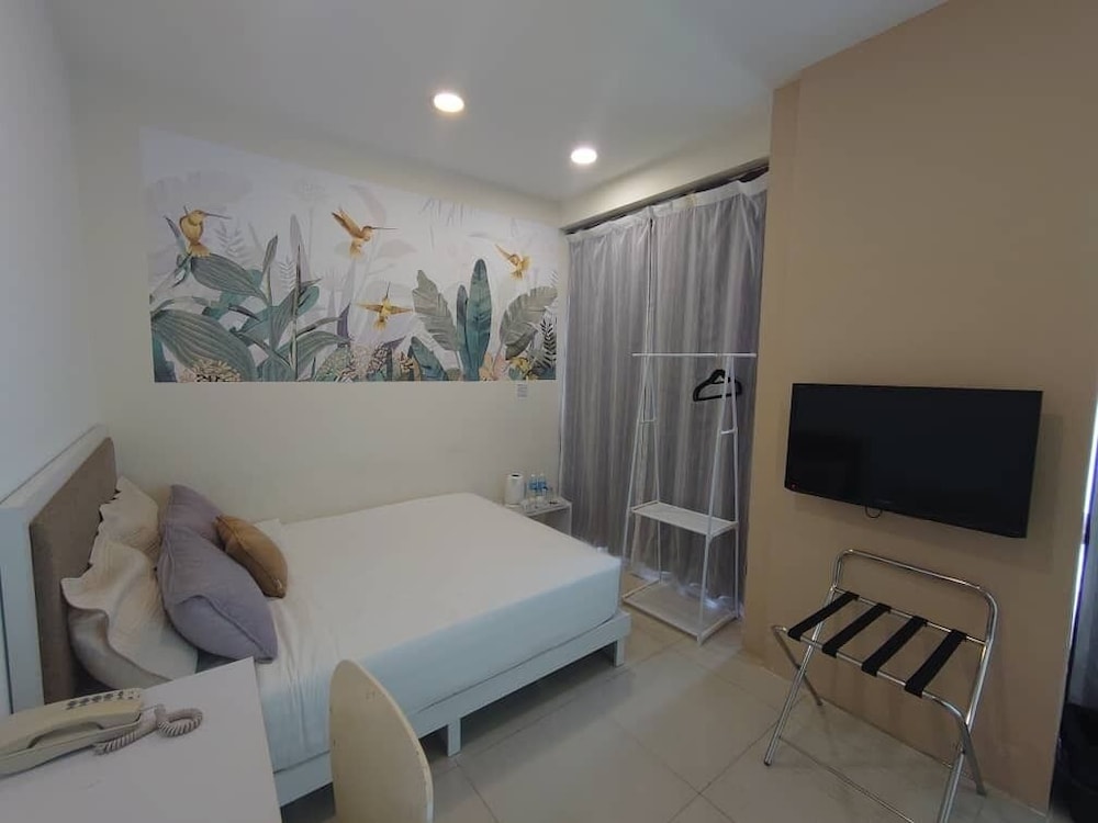 Premium Deluxe Room with Window