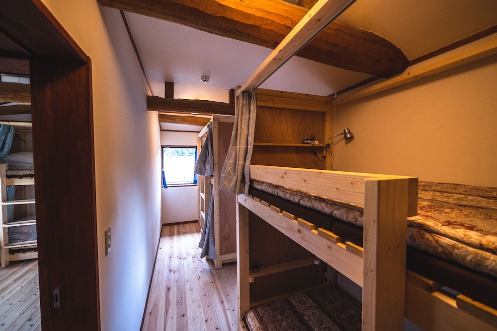 Mixed Dormitory Room photo 1