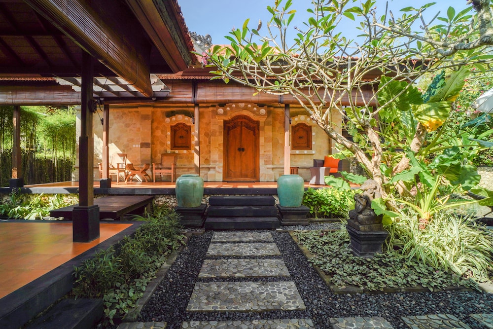 Signature Villa
