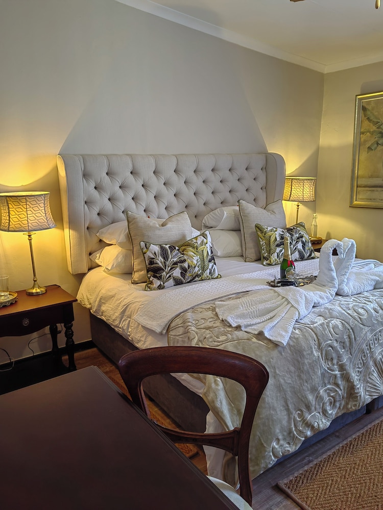 Luxury Suite photo 1
