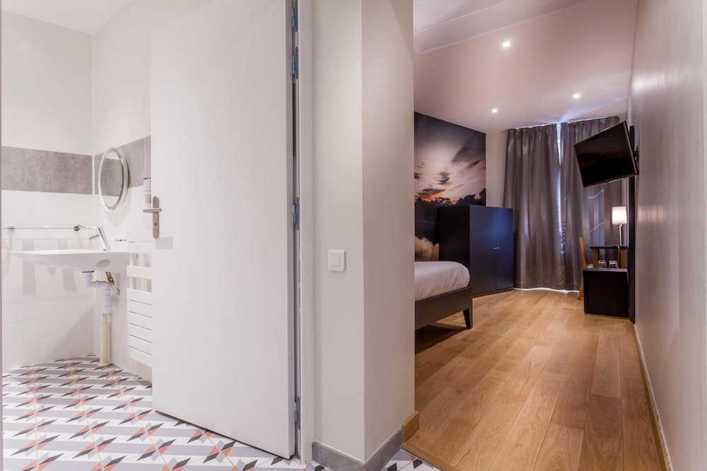 Single Room photo 3