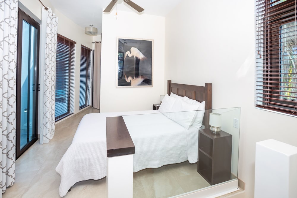 Condo, 1 Bedroom