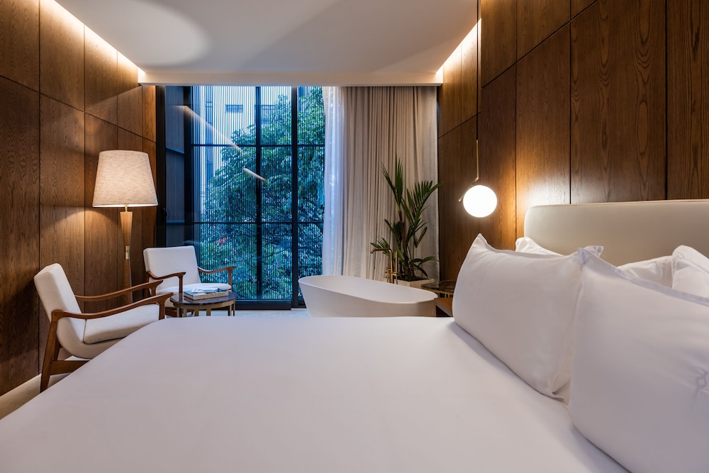 Luxury Room - Photo 5