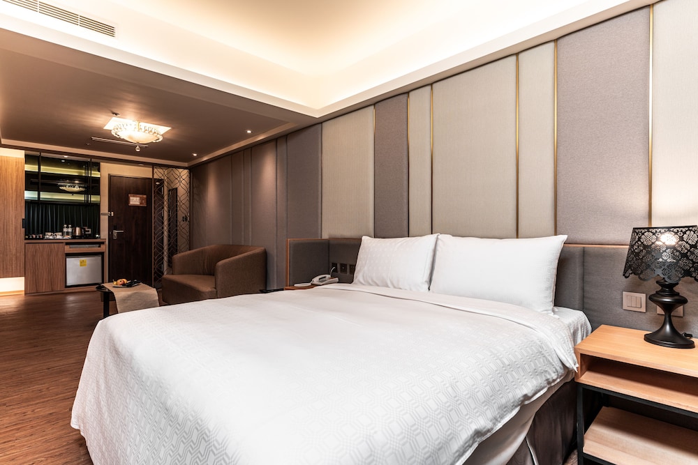 Executive Double Room - Photo 2