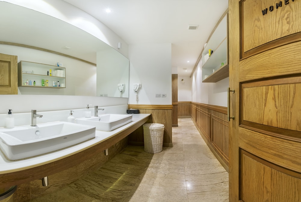 Private Bunk Bed Share Bath photo 3