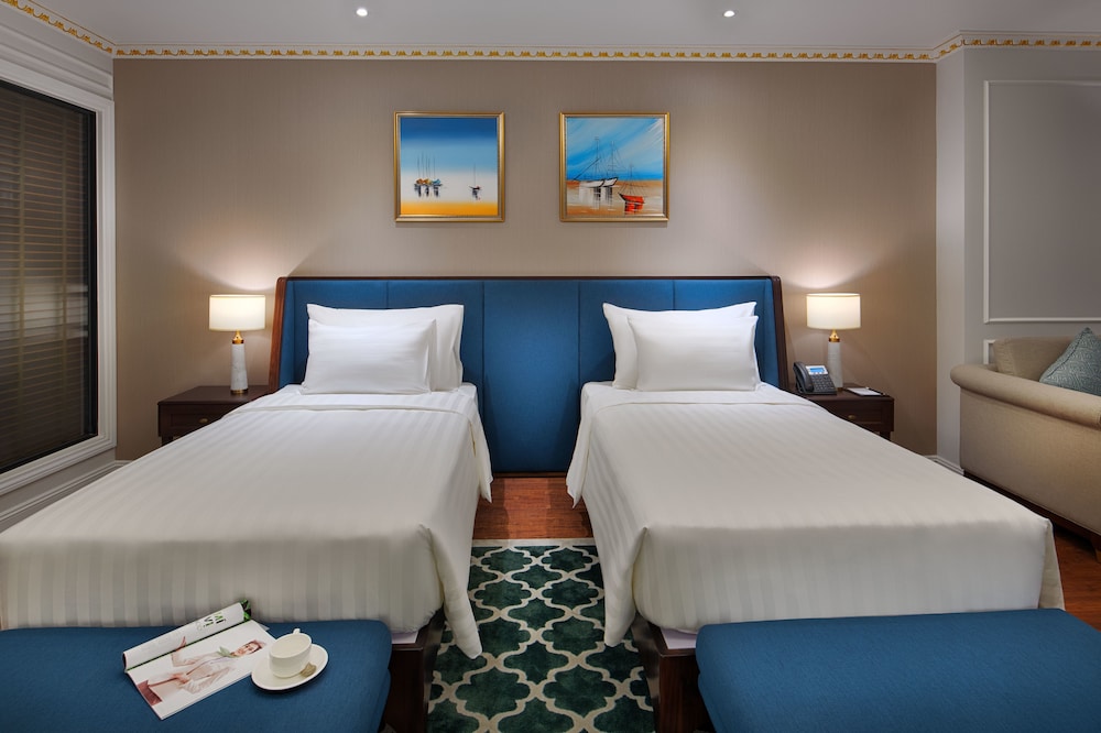 Deluxe Twin Room, Bay View - Photo 4