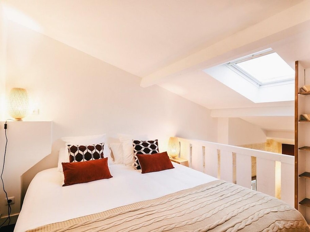 Chambre double Classique avec Mezzanine, Salle de bain attenante, vue Jardin (LES VIGNES) photo 1