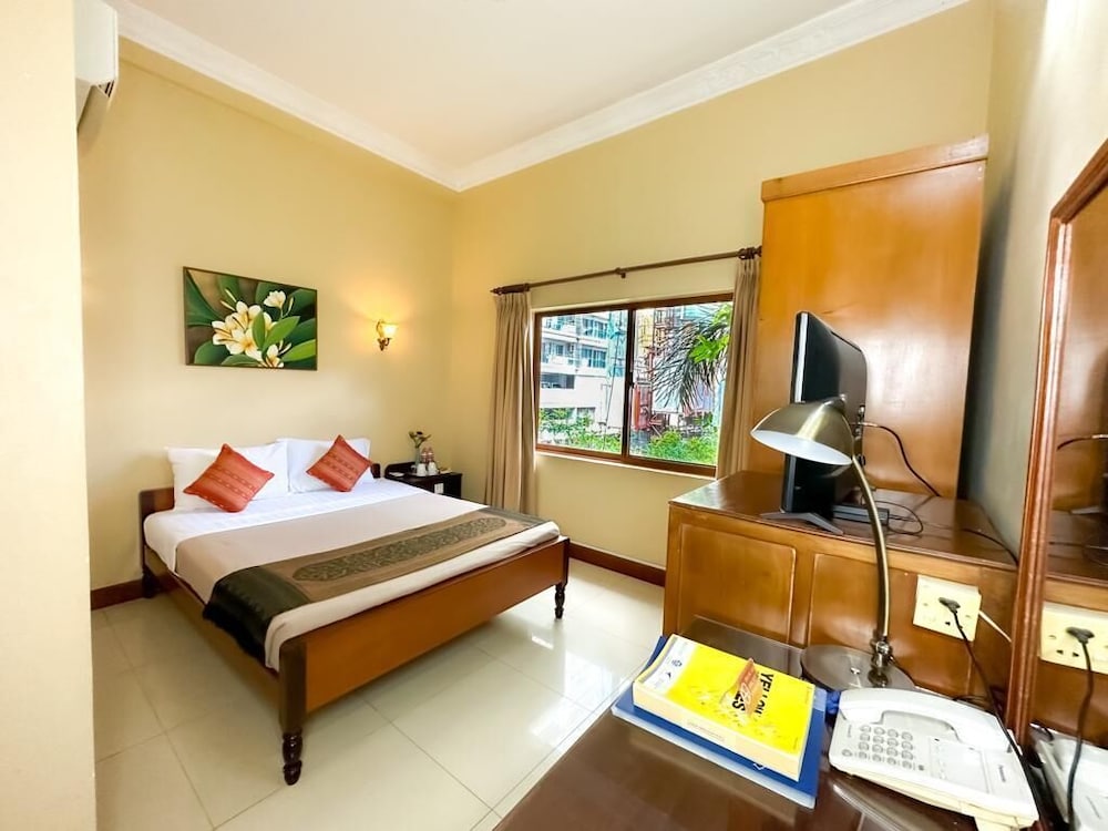 Standard Double Room photo 2