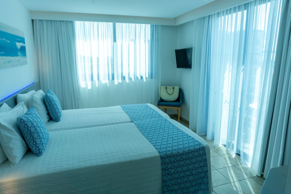 Superior Twin Room photo 3