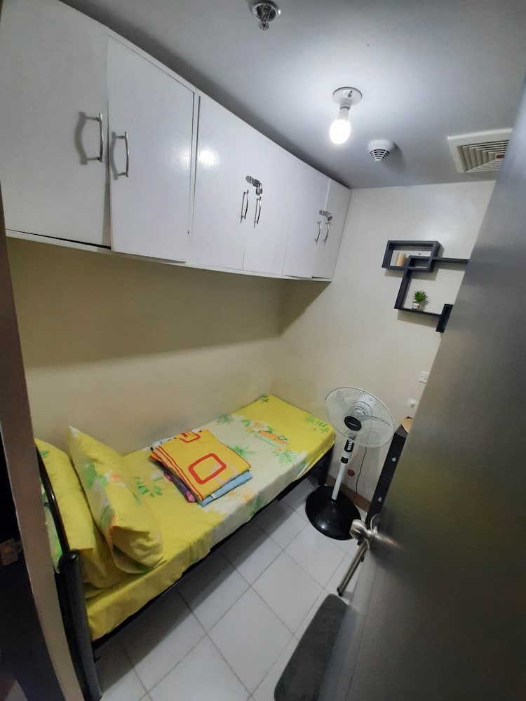 City Condo with 2 Bathroom photo 2