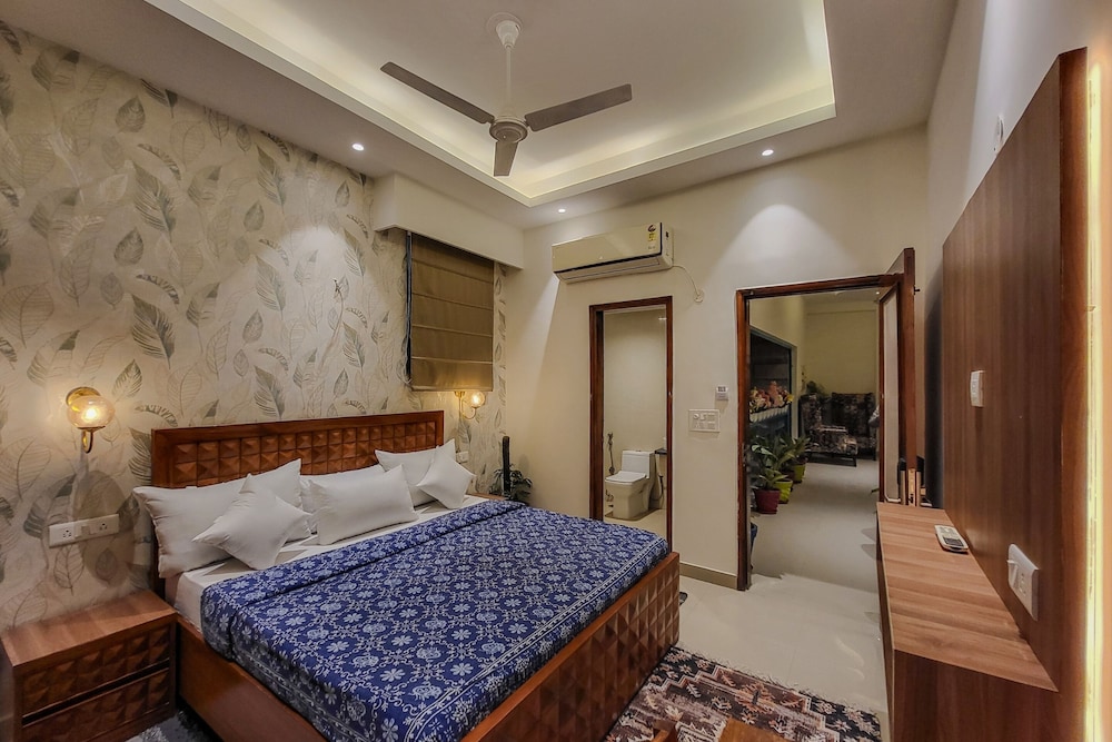 Deluxe Private Room - Photo 2