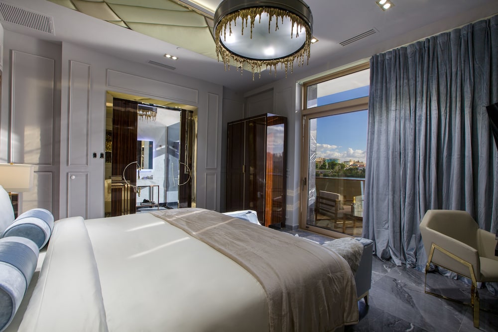 Panorama Suite Beyond Balcony photo 2