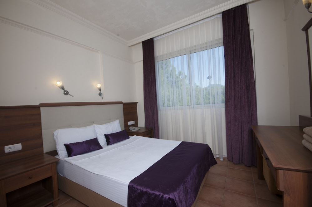 Standard Room, Garden View