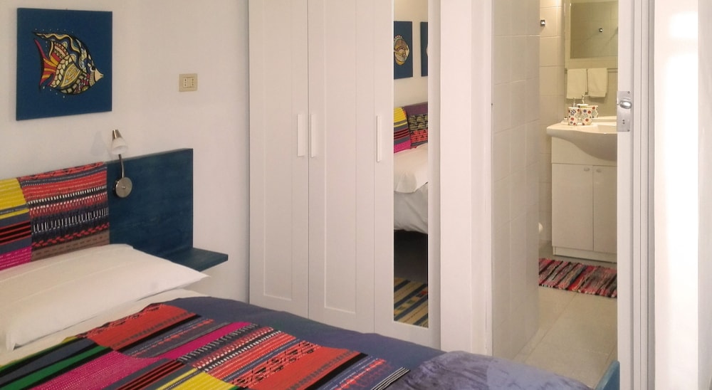 Family Quadruple Room - Photo 1
