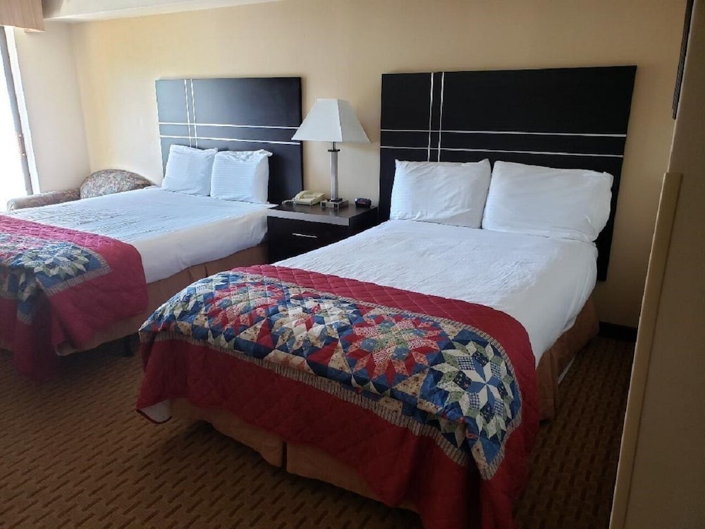 Superior Room, 2 Queen Beds photo 1