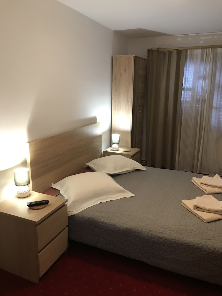 Room photo 2