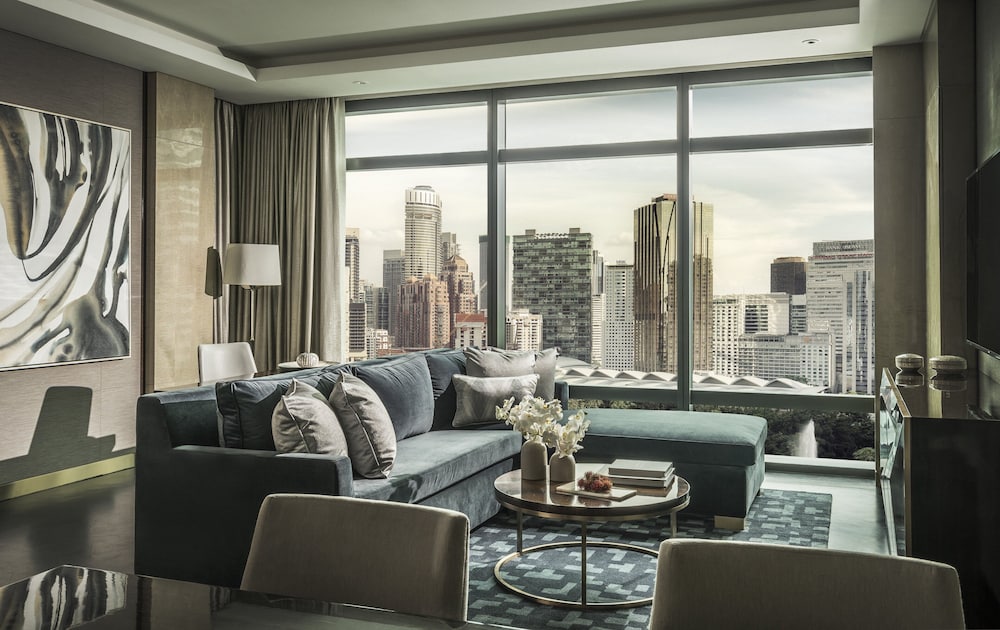 Suite, Park View