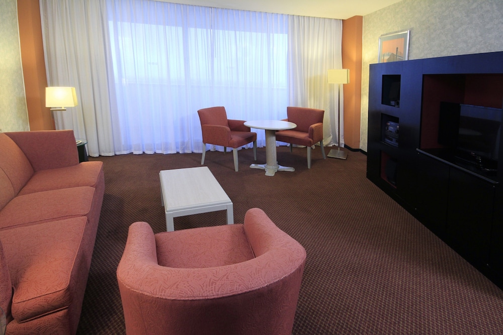 Suite, 1 Bedroom (Dining)