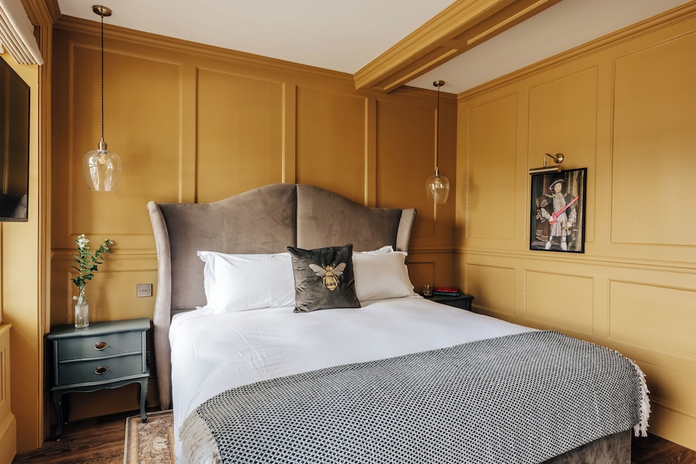Deluxe Room, 1 King Bed, Air conditioning, River View photo 1