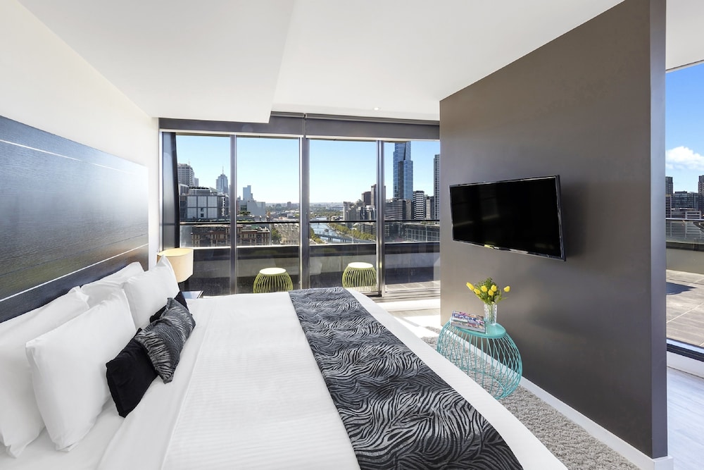 Penthouse Two Bedroom Apartment photo 3