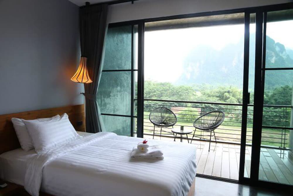 Premier Twin Room - Photo 7