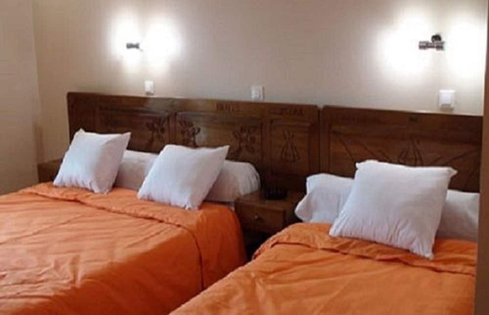 Standard Double Room photo 2