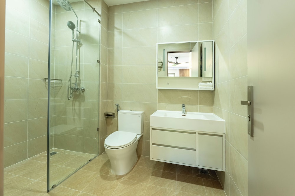 Family Studio Suite, Hill View - Photo 5