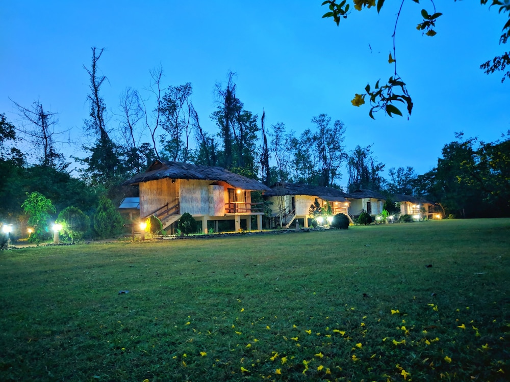 Deluxe Double Or Twin Room, Resort View photo 2