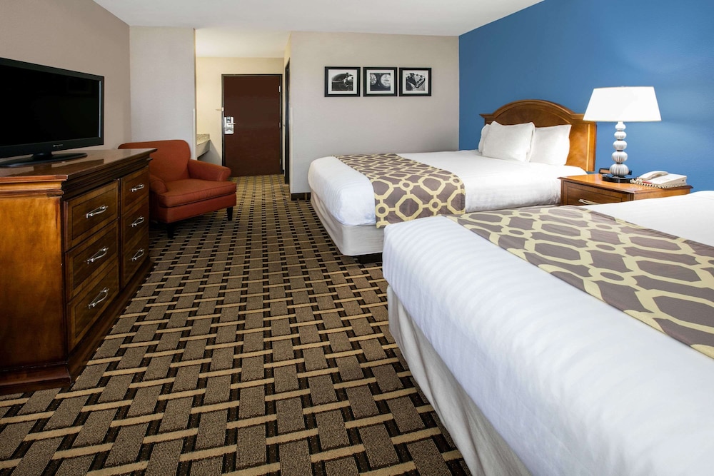 Room, Accessible photo 1