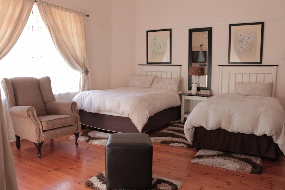 Family Room photo 1