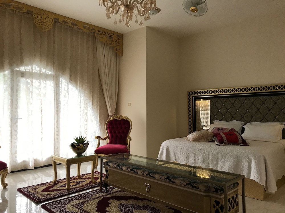 Sultan Suite with Sea View