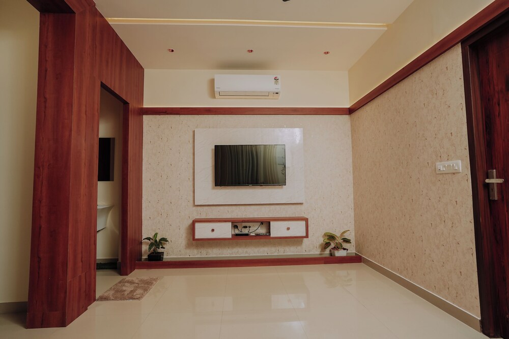 Junior Suite, City View
