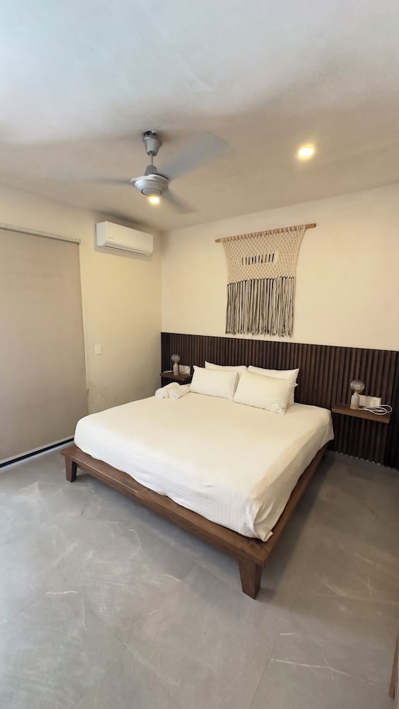 Economy Apartment, 1 King Bed with Sofa bed