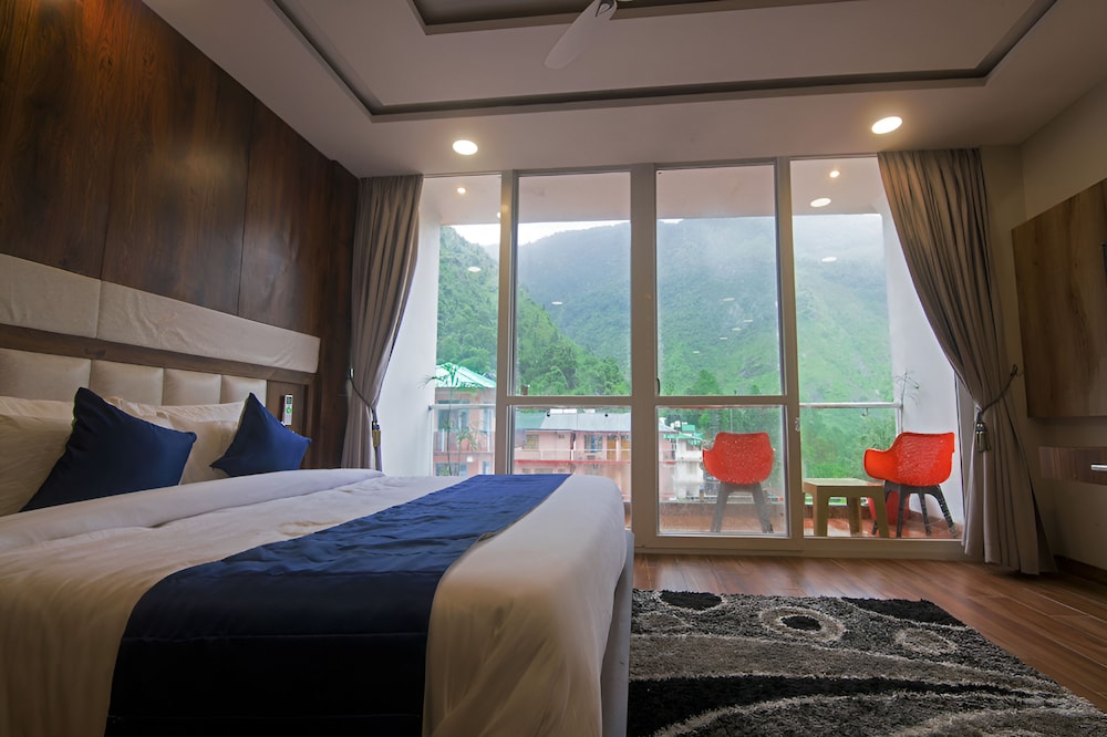Royal Room
