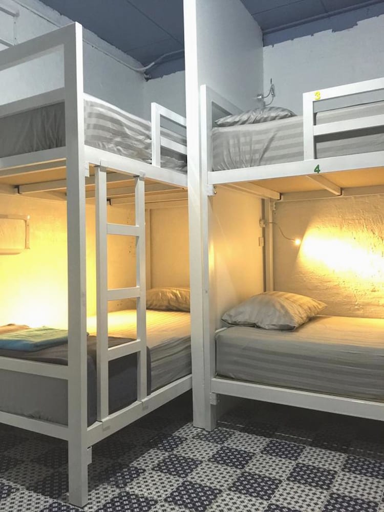 Bunk Bed in Mixed Dormitory Room for 8 people photo 2