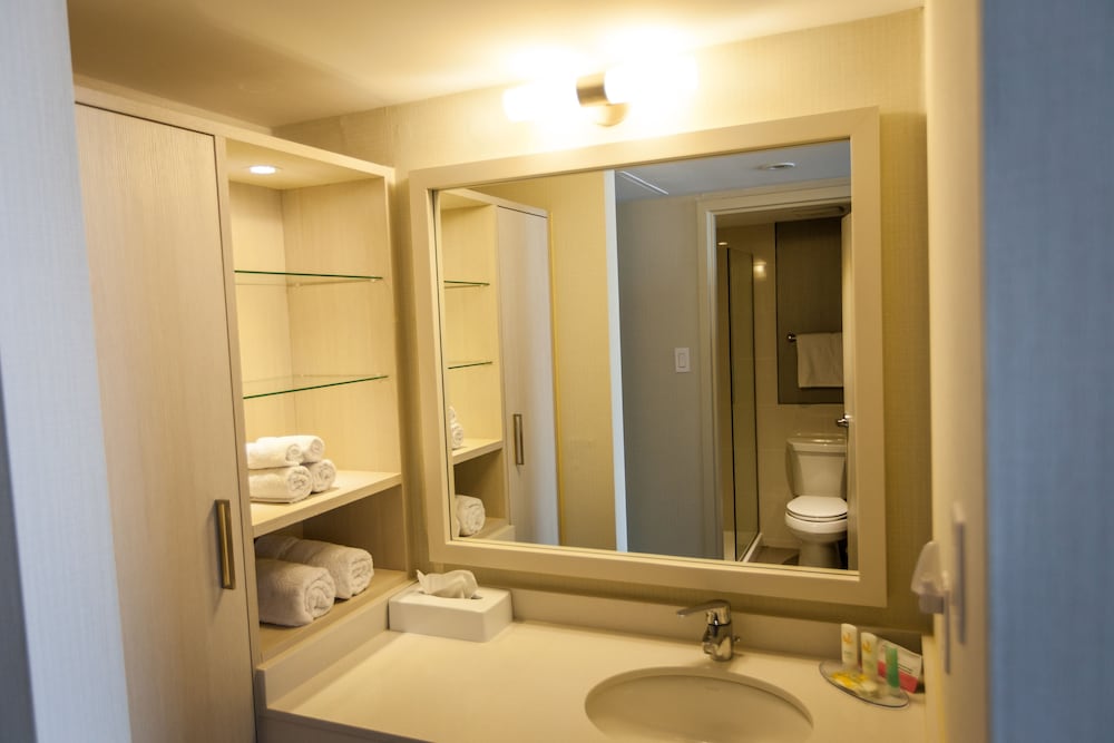 Standard Room, 2 Double Beds photo 3