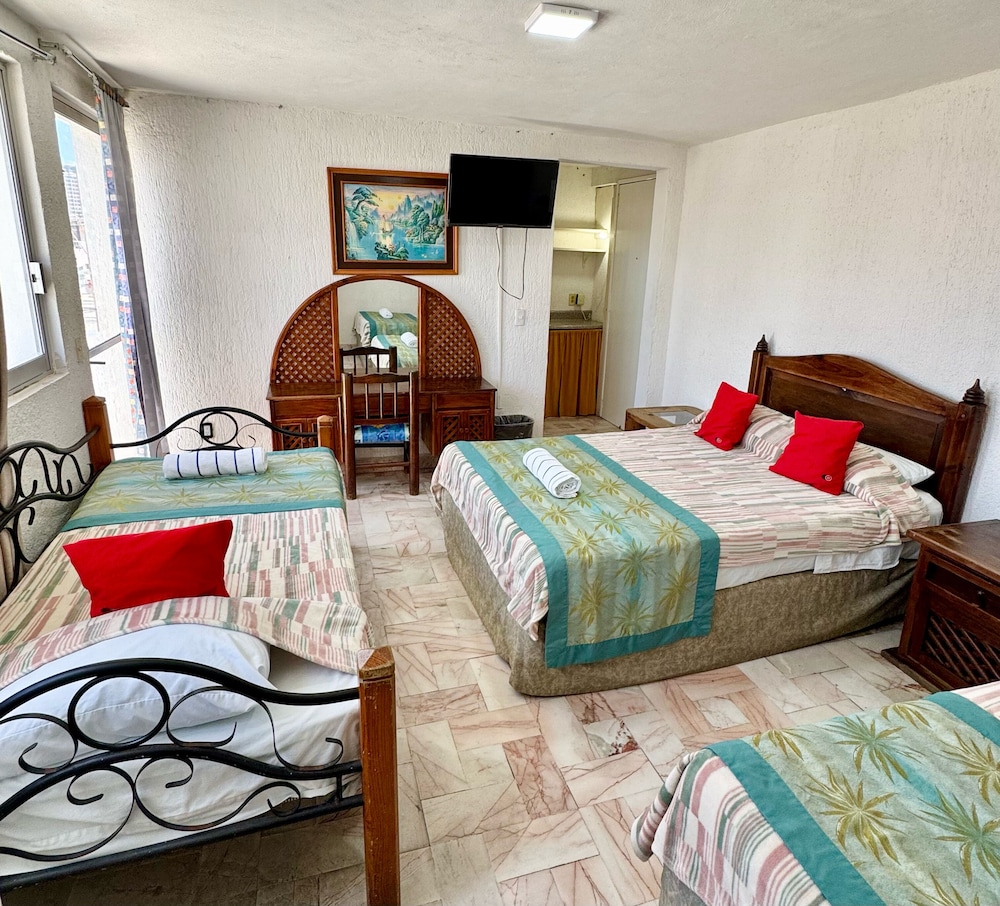 Family Room, Balcony