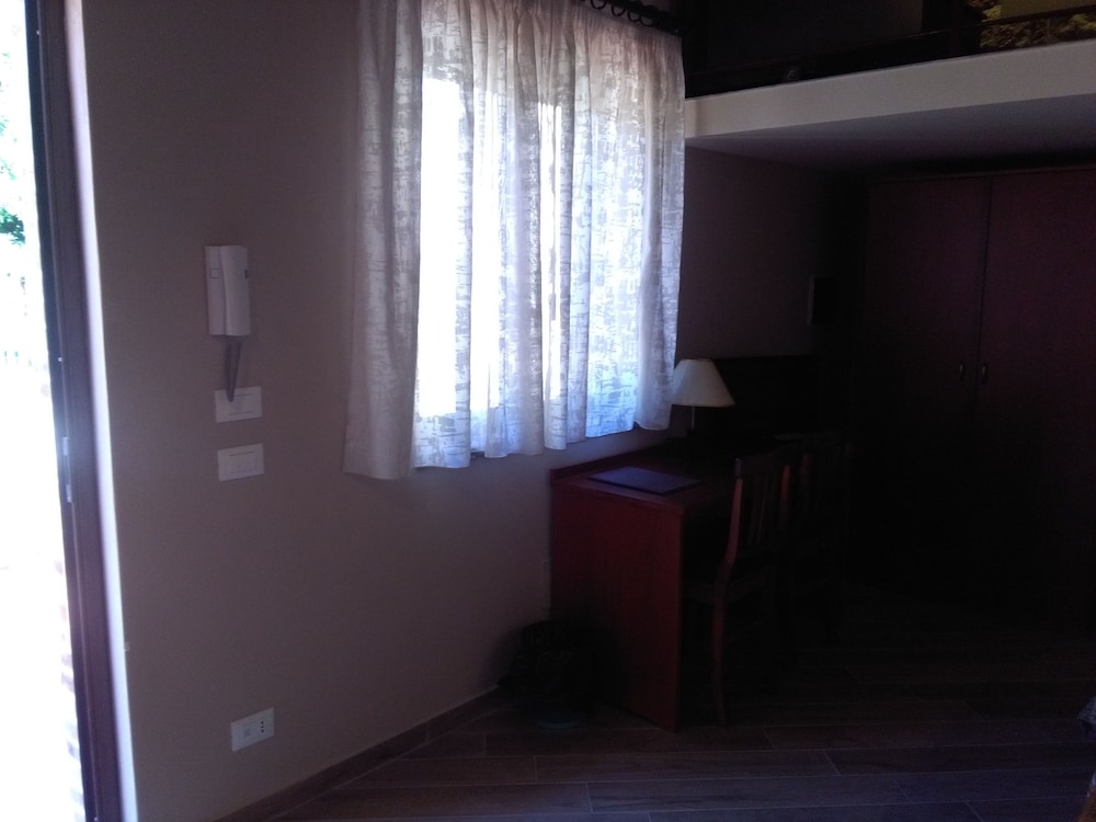 Standard Double or Twin Room - Photo 1