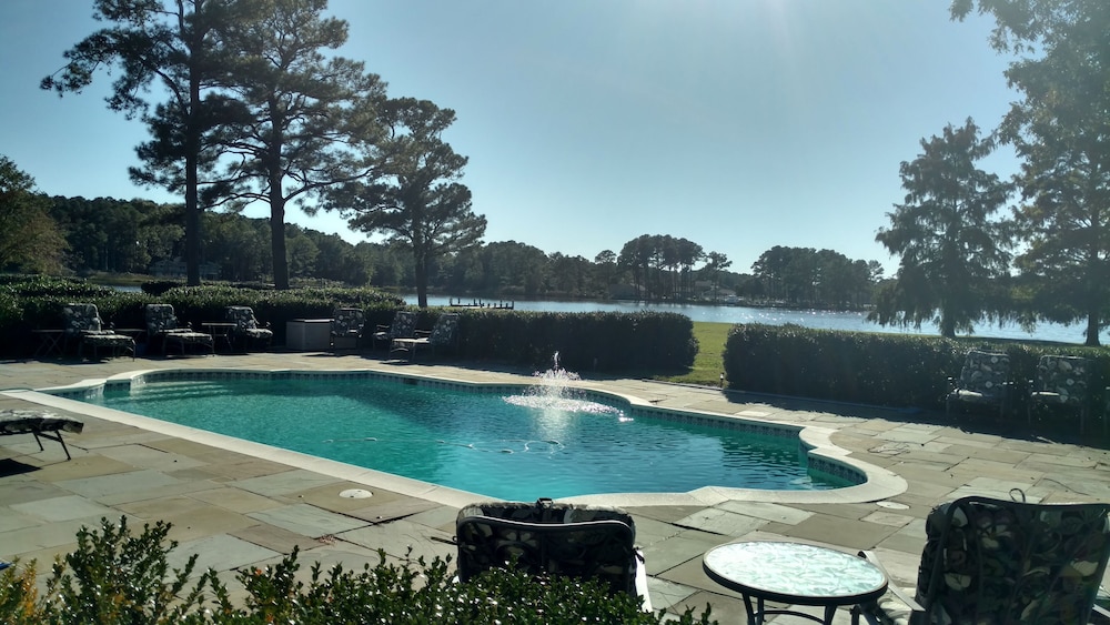 Luxury Double Room, Ensuite, Harbor View (The Diplomat) photo 3