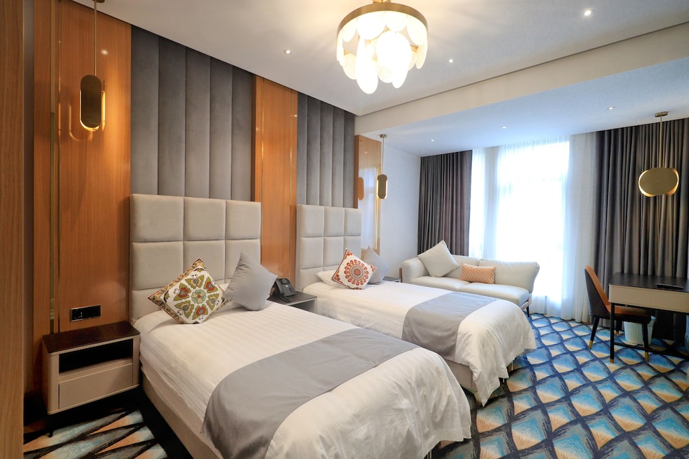 Deluxe Twin Room photo 2