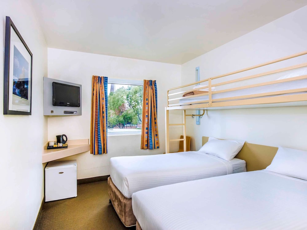 Room, Multiple Beds photo 3