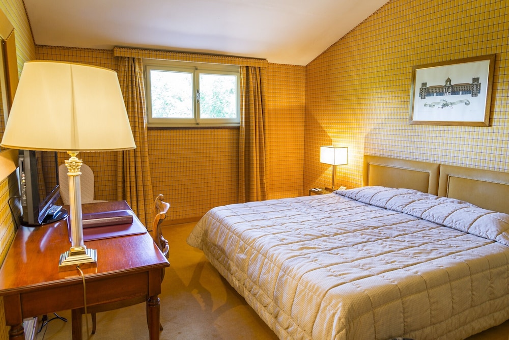 Basic Double or Twin Room