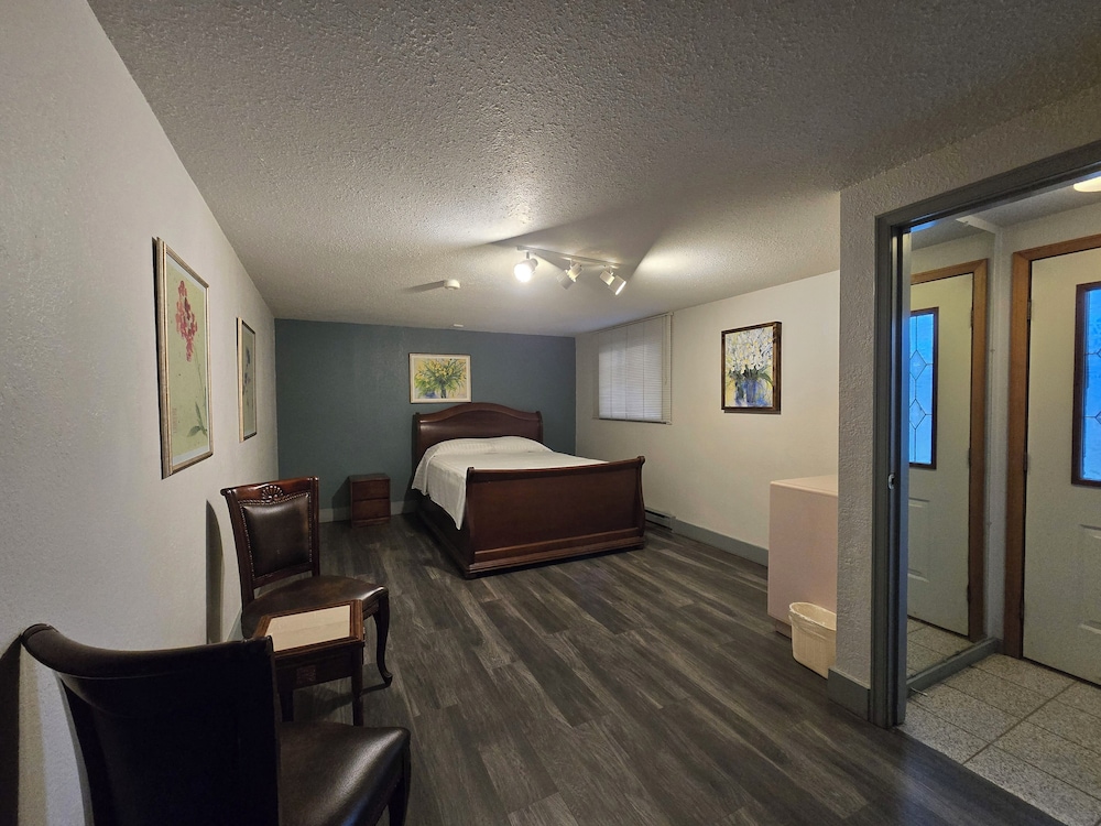 Basic Single Room photo 2