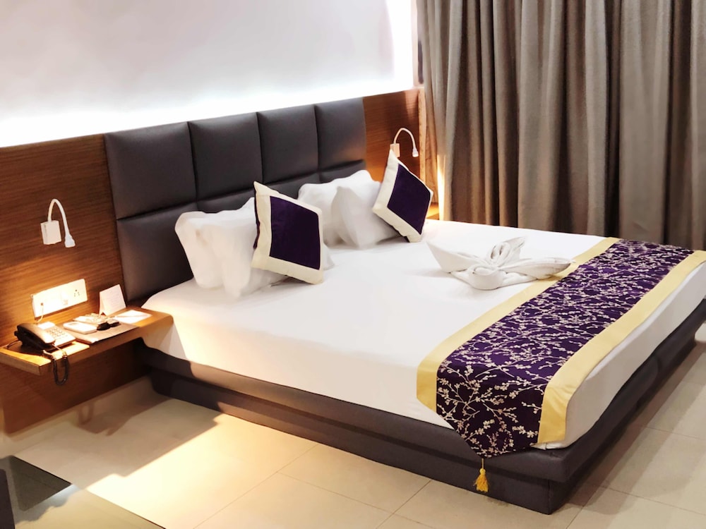Luxury Room - Photo 19
