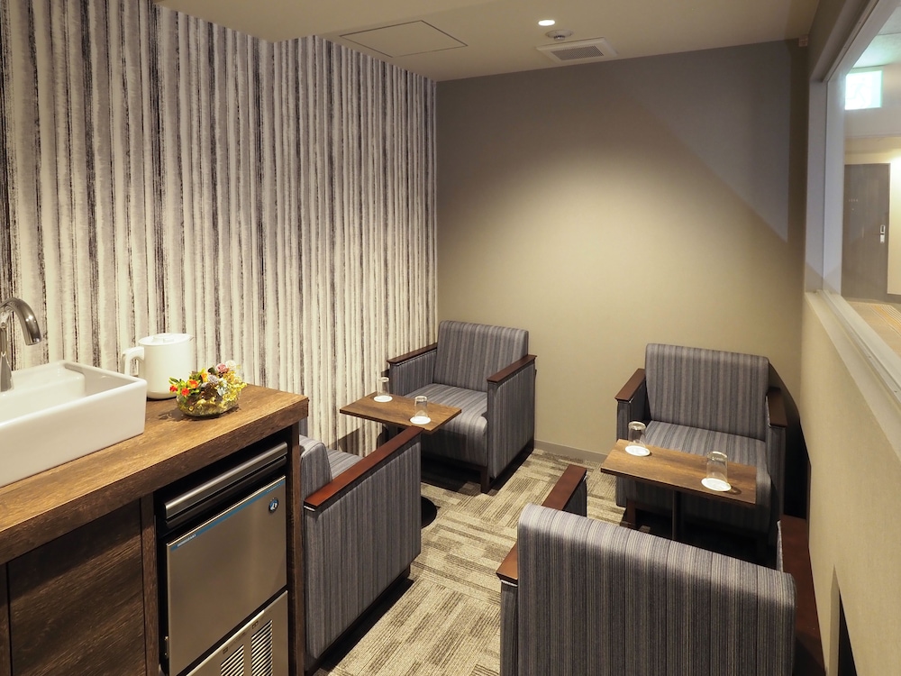 Deluxe Plus Twin Room, Non Smoking - Photo 6