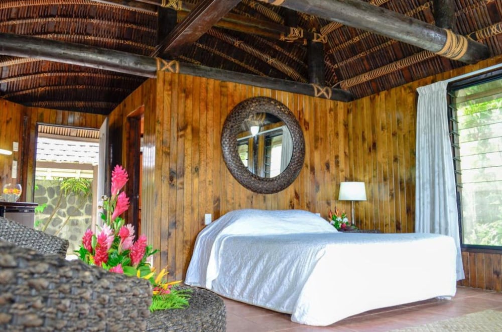 Bungalow, Ocean View