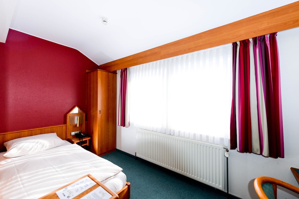 Standard Single Room photo 3