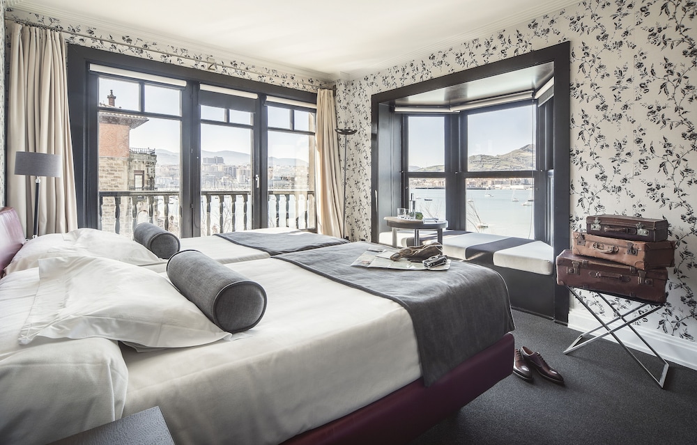 Superior Double Room Single Use, Sea View